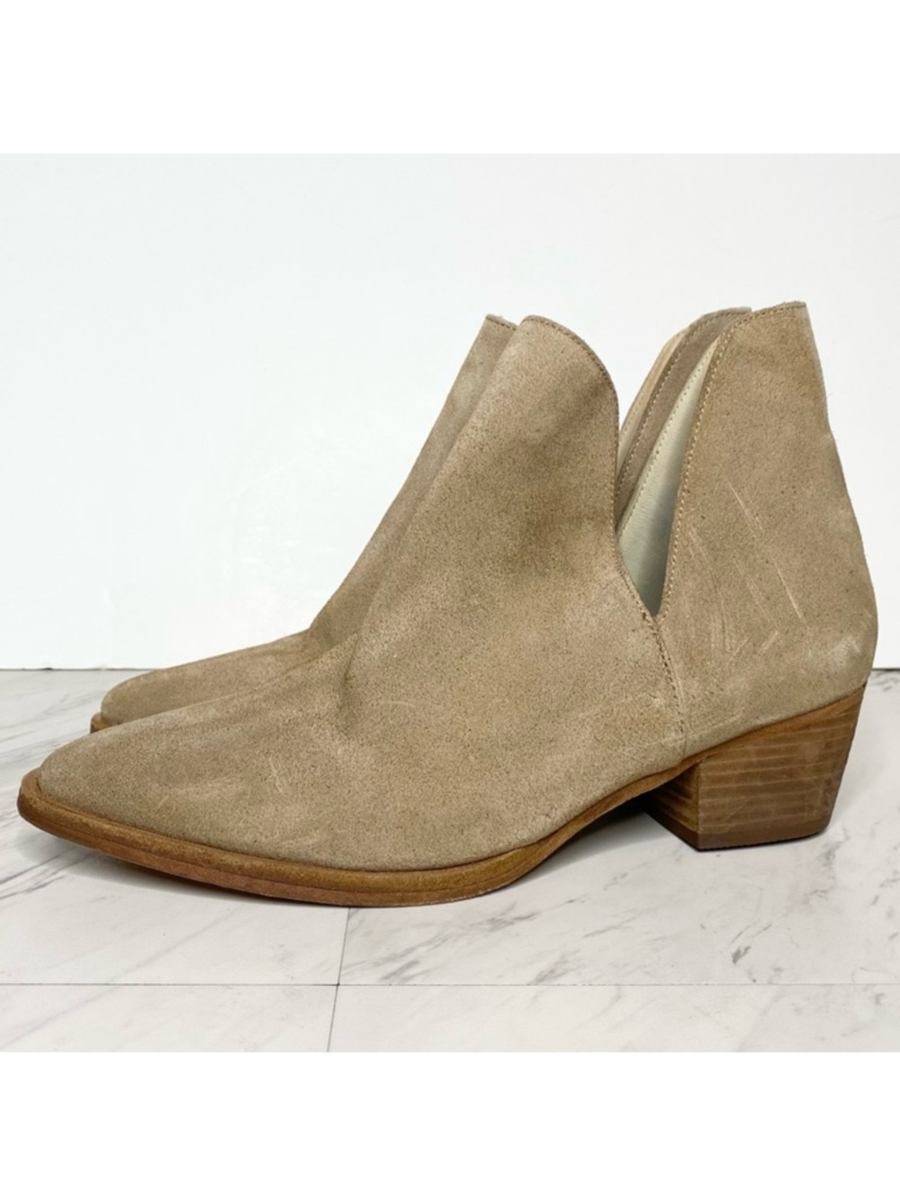 Free People Charm Double V Tan Suede Bootie 39.5